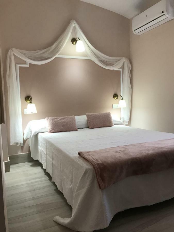Hotel Emperador Augusto Mérida Zewnętrze zdjęcie