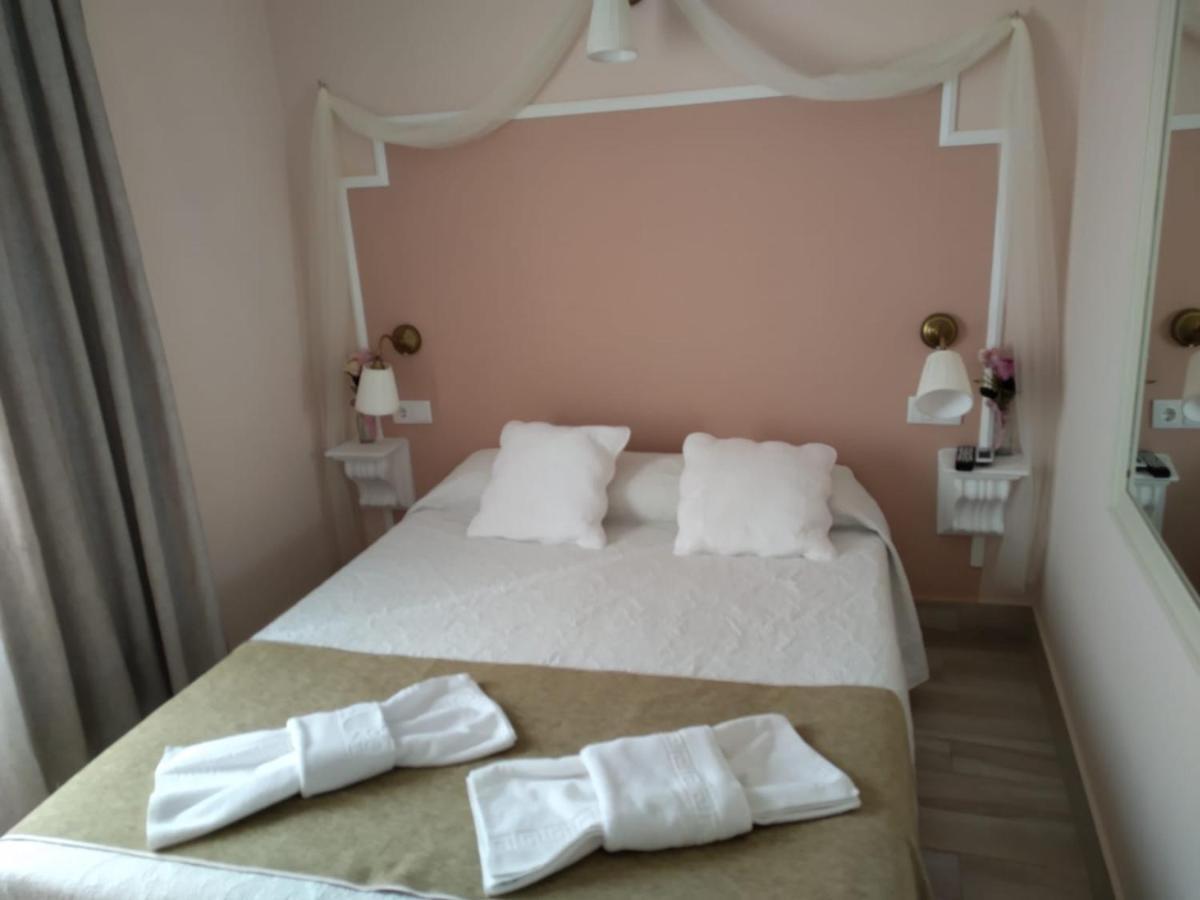 Hotel Emperador Augusto Mérida Zewnętrze zdjęcie