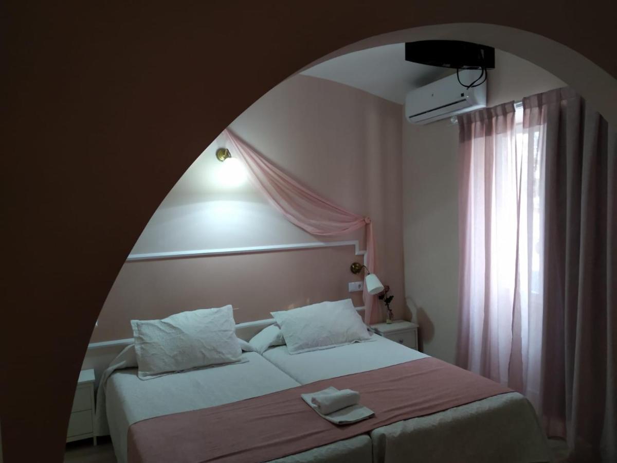 Hotel Emperador Augusto Mérida Zewnętrze zdjęcie